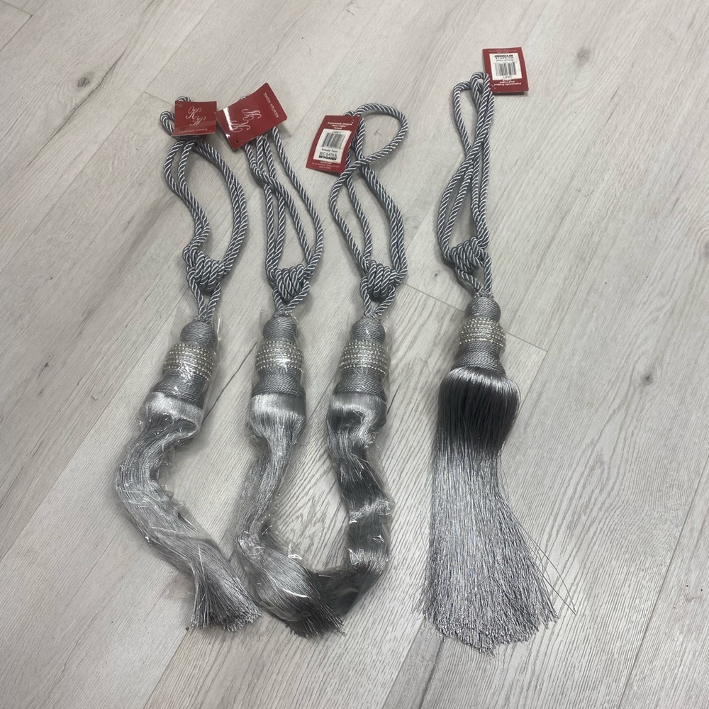Bed Bath & Beyond Silver Curtain Tiebacks with Braided Rope & Tassels - Set of 4
